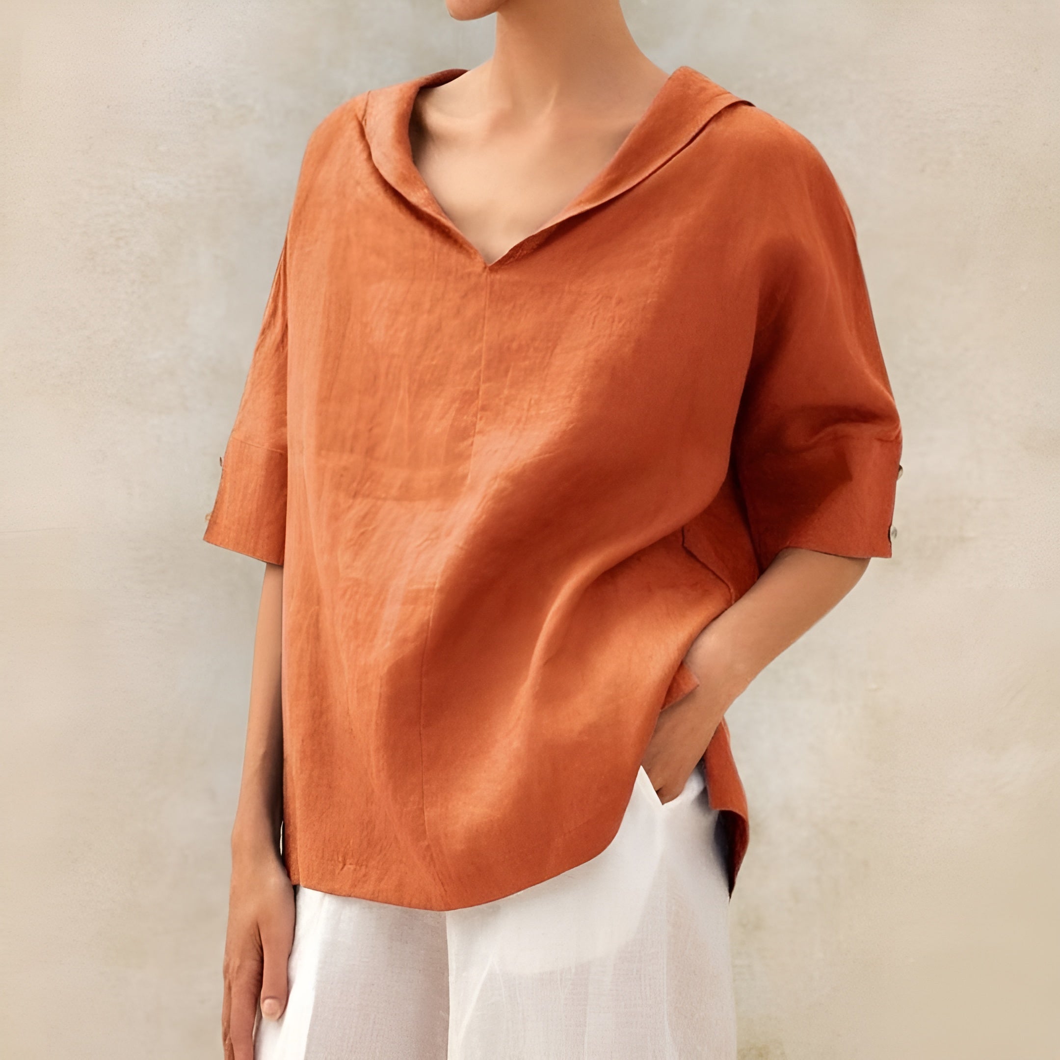 Lara - Blusa Soft Minimalista
